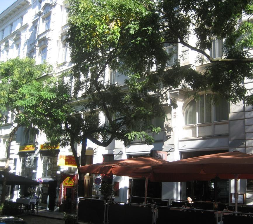 Urban Flats Vienna City Center Viena Quarto foto